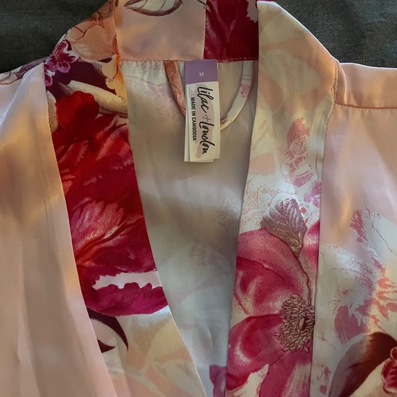 Lilac + London Pink Floral Silk Robe - Picture 3 of 4
